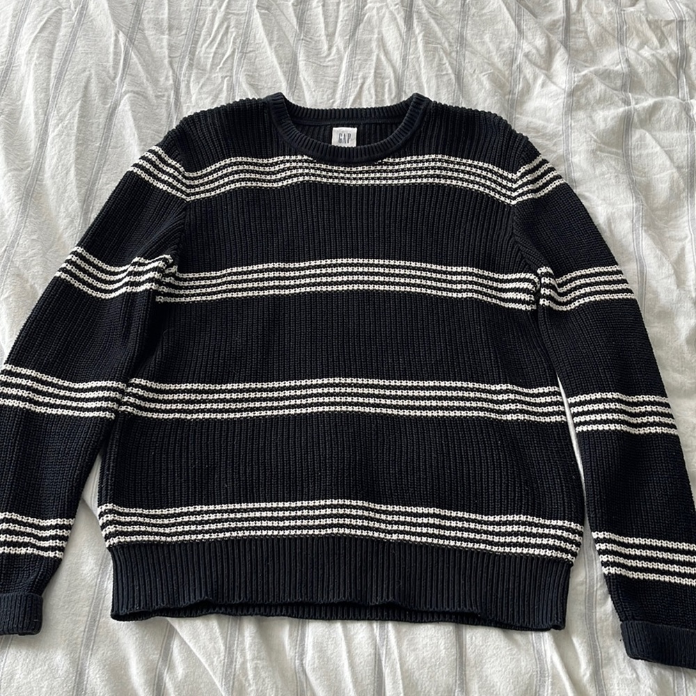 Gap Black with White stripes sweater size Small